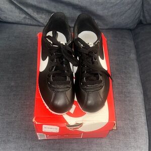 Nike Cortez
